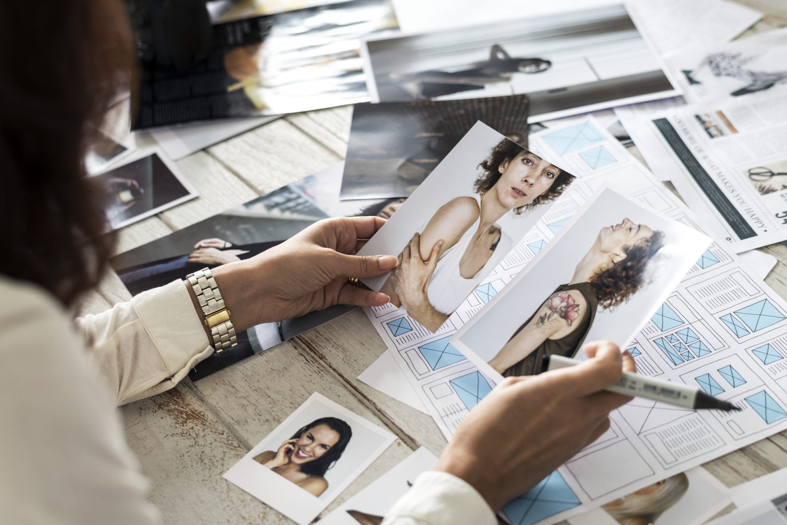 Magazine editor selecting models